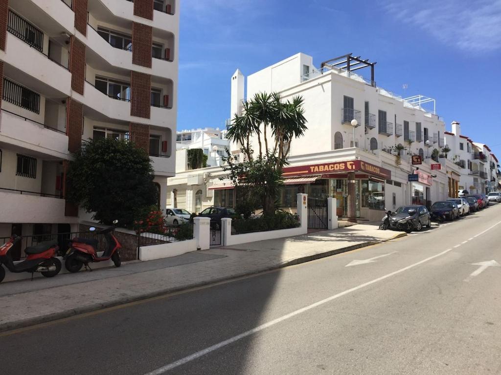 Edificio Verdemar - Stunning 1 Bed Apartment With Pool & Sea Views Nerja Esterno foto